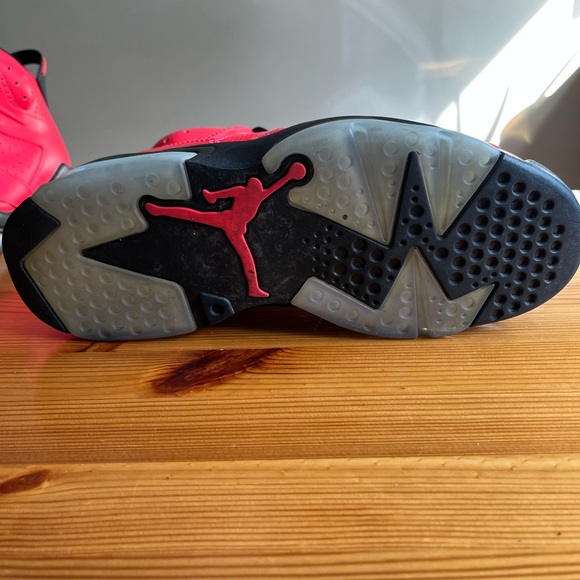 Size 9 Jordon 6 Infrared 23 - Condition 8.5/10 - Picture 8 of 9